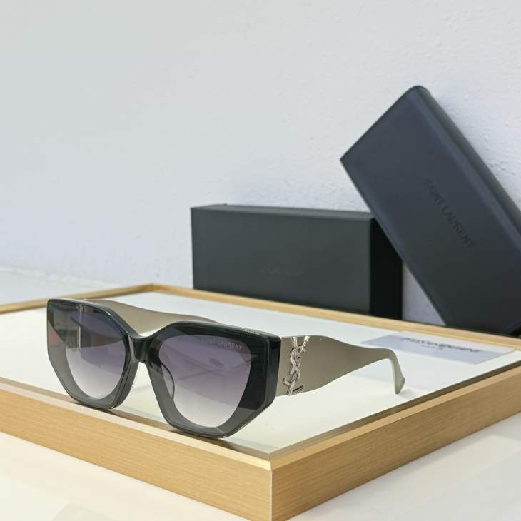 Picture of Saint Laurent Sunglasses _SKUfw79616567fw